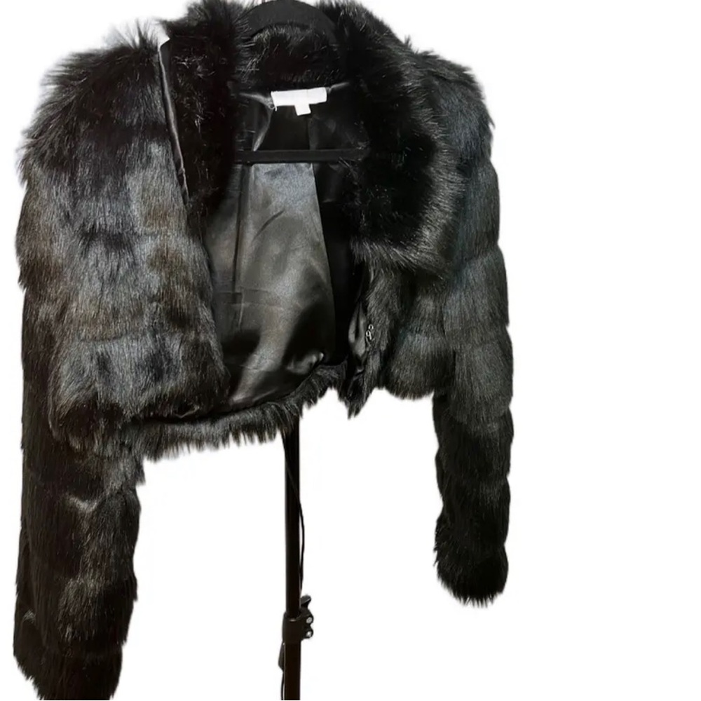 Black Crop Fur Jacket